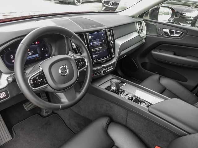 Volvo  Plus Dark 2WD B4 Benzin EU6d StandHZG digitales Cockpit Memory Sitze Soundsystem