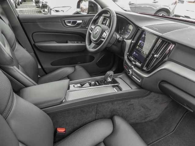 Volvo  Plus Dark 2WD B4 Benzin EU6d StandHZG digitales Cockpit Memory Sitze Soundsystem