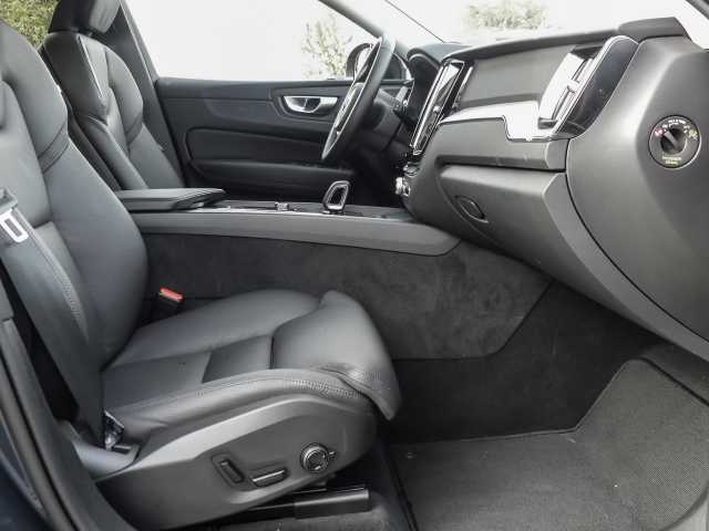 Volvo  Plus Dark Recharge Plug-In Hybrid AWD T6 Twin Engine EU6d StandHZG digitales Coc