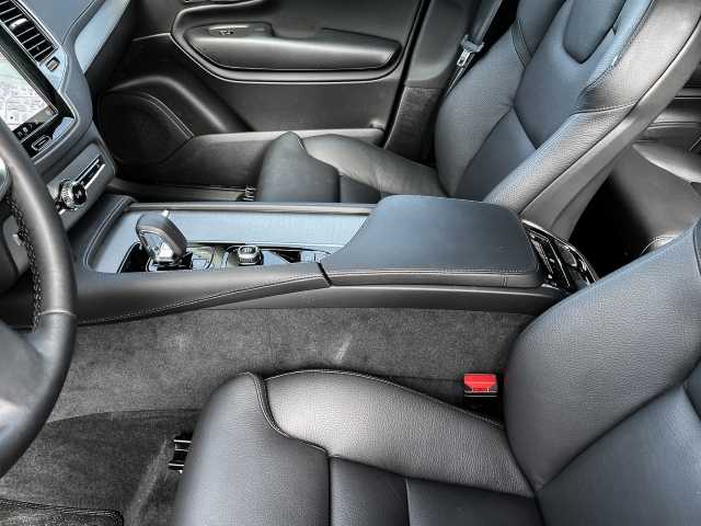 Volvo  Plus Bright Recharge Plug-In Hybrid AWD T8 Twin Engine EU6d 7-Sitzer StandHZG AH