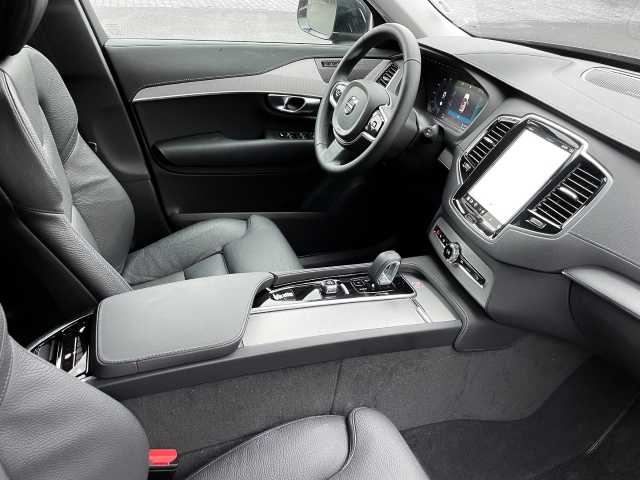 Volvo  Plus Bright Recharge Plug-In Hybrid AWD T8 Twin Engine EU6d 7-Sitzer StandHZG di