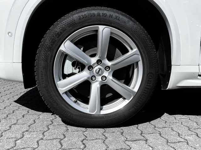 Volvo  Plus Bright Recharge Plug-In Hybrid AWD T8 Twin Engine EU6d 7-Sitzer StandHZG di