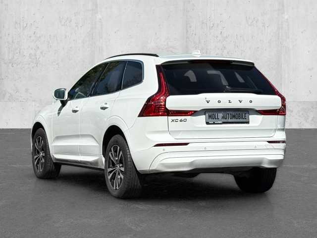 Volvo  Momentum Pro 2WD B4 Diesel EU6d AHK digitales Cockpit Soundsystem LED Kurvenlich