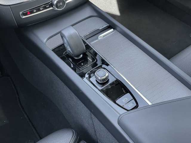Volvo  Plus Bright Recharge Plug-In Hybrid AWD T8 Twin Engine EU6d StandHZG El. Panodac