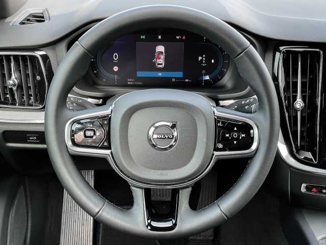 Volvo  Cross Country Plus AWD B5 Benzin EU6d StandHZG Leder digitales Cockpit Memory Si