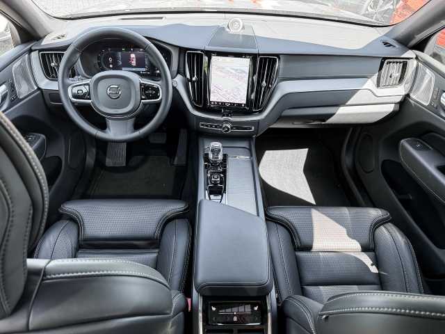 Volvo  Ultra Black Edition AWD B5 Benzin EU6e HUD Leder digitales Cockpit Memory Sitze