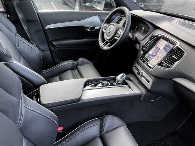 Volvo  Plus Bright Recharge Plug-In Hybrid AWD T8 Twin Engine EU6d 7-Sitzer StandHZG di