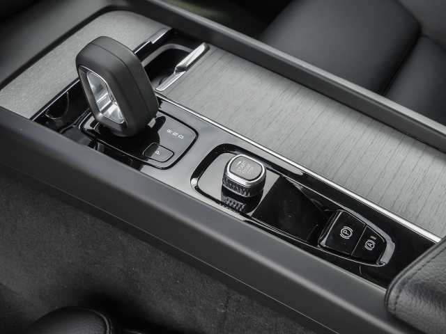 Volvo  CC