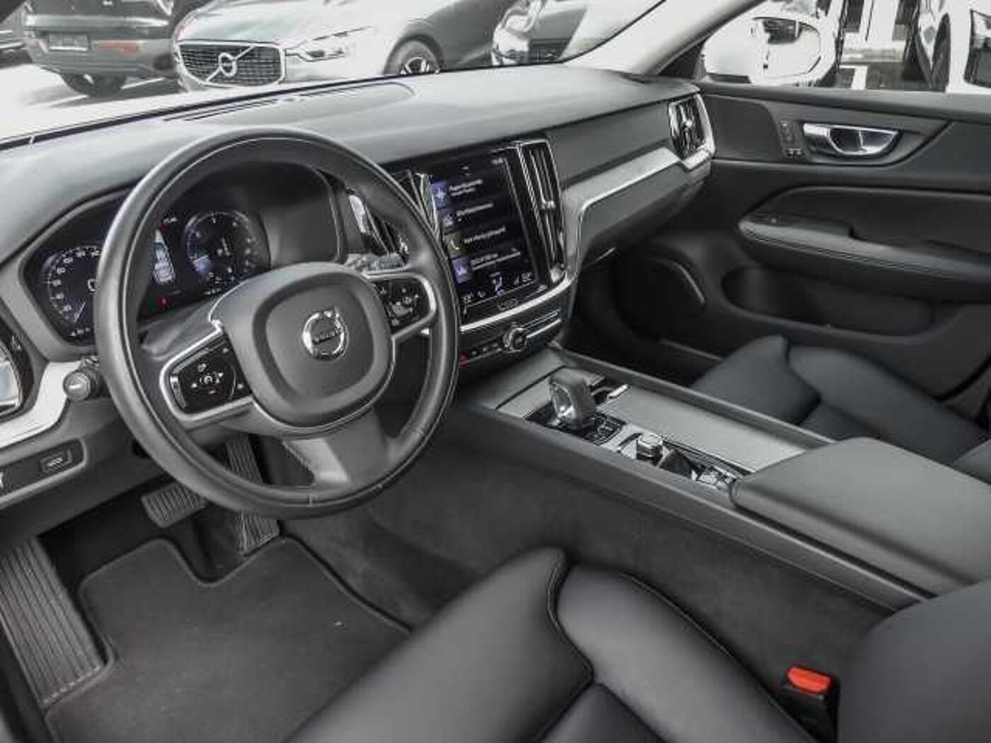 Volvo  CC
