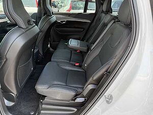 Volvo  Plus Bright AWD B5 Diesel EU6d 7-Sitzer Allrad AD StandHZG digitales Cockpit