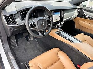 Volvo  CC