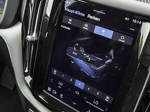 Volvo  Plus Dark 2WD B4 Benzin EU6d StandHZG digitales Cockpit Memory Sitze Soundsystem