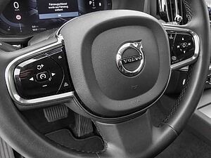 Volvo  Plus Dark 2WD B4 Benzin EU6d StandHZG digitales Cockpit Memory Sitze Soundsystem