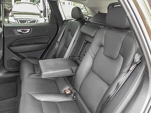 Volvo  Plus Dark 2WD B4 Benzin EU6d StandHZG digitales Cockpit Memory Sitze Soundsystem