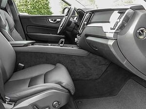 Volvo  Plus Dark 2WD B4 Benzin EU6d StandHZG digitales Cockpit Memory Sitze Soundsystem