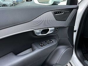 Volvo  Plus Bright Recharge Plug-In Hybrid AWD T8 Twin Engine EU6d 7-Sitzer StandHZG AH