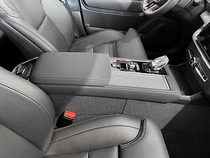 Volvo  T8 AWD Plug-In Hybrid Ultra Dark 7-Sitzer Nappa Massage