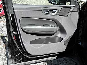 Volvo  R Design Recharge Plug-In Hybrid AWD T6 Twin Engine EU6d StandHZG Leder digitale