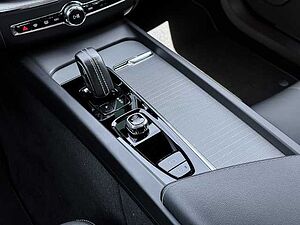 Volvo  R Design Recharge Plug-In Hybrid AWD T8 Twin Engine EU6d AHK Leder digitales Coc