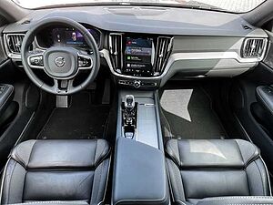 Volvo  Cross Country Plus AWD B5 Benzin EU6d StandHZG Leder digitales Cockpit Memory Si
