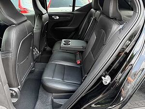 Volvo  Inscription 2WD B4 EU6d Navi Leder digitales Cockpit Soundsystem LED Sperrdiff.