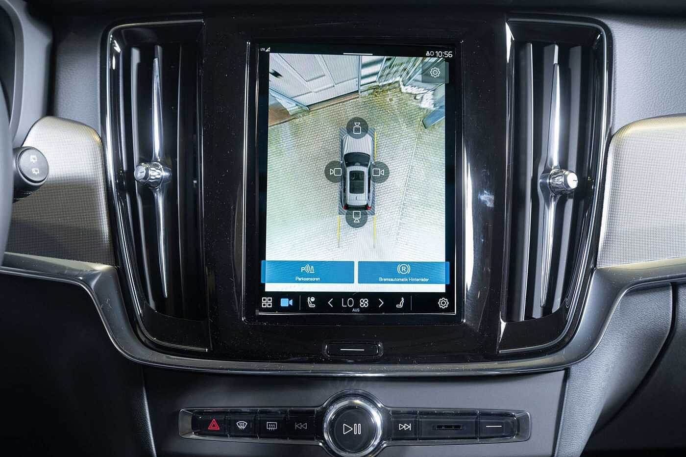 Volvo  CC B4 Plus AWD Navi Leder Voll-LED ACC