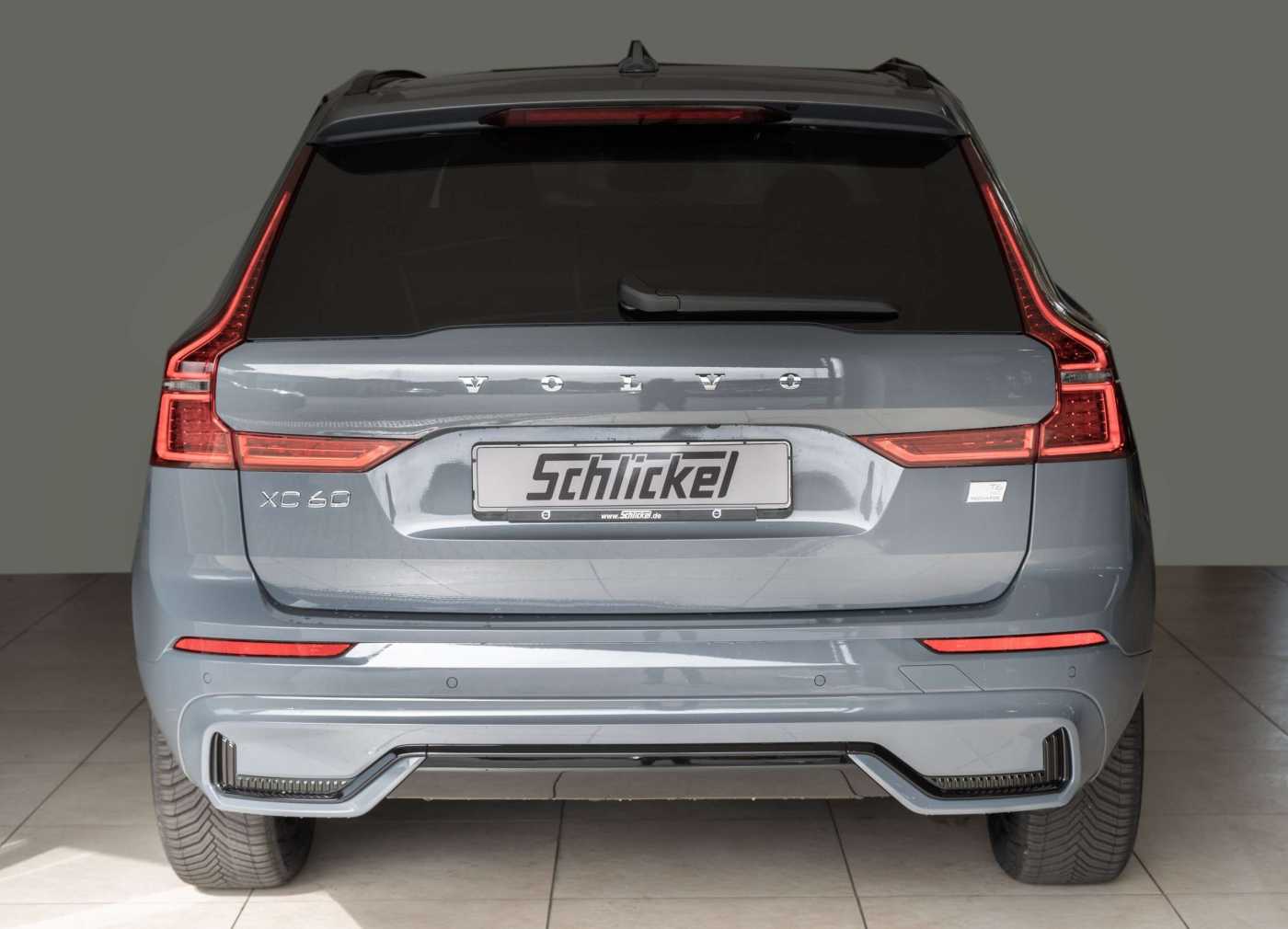 Volvo  T6 AWD Plug-in Hybrid Plus Dark Recharge  ACC