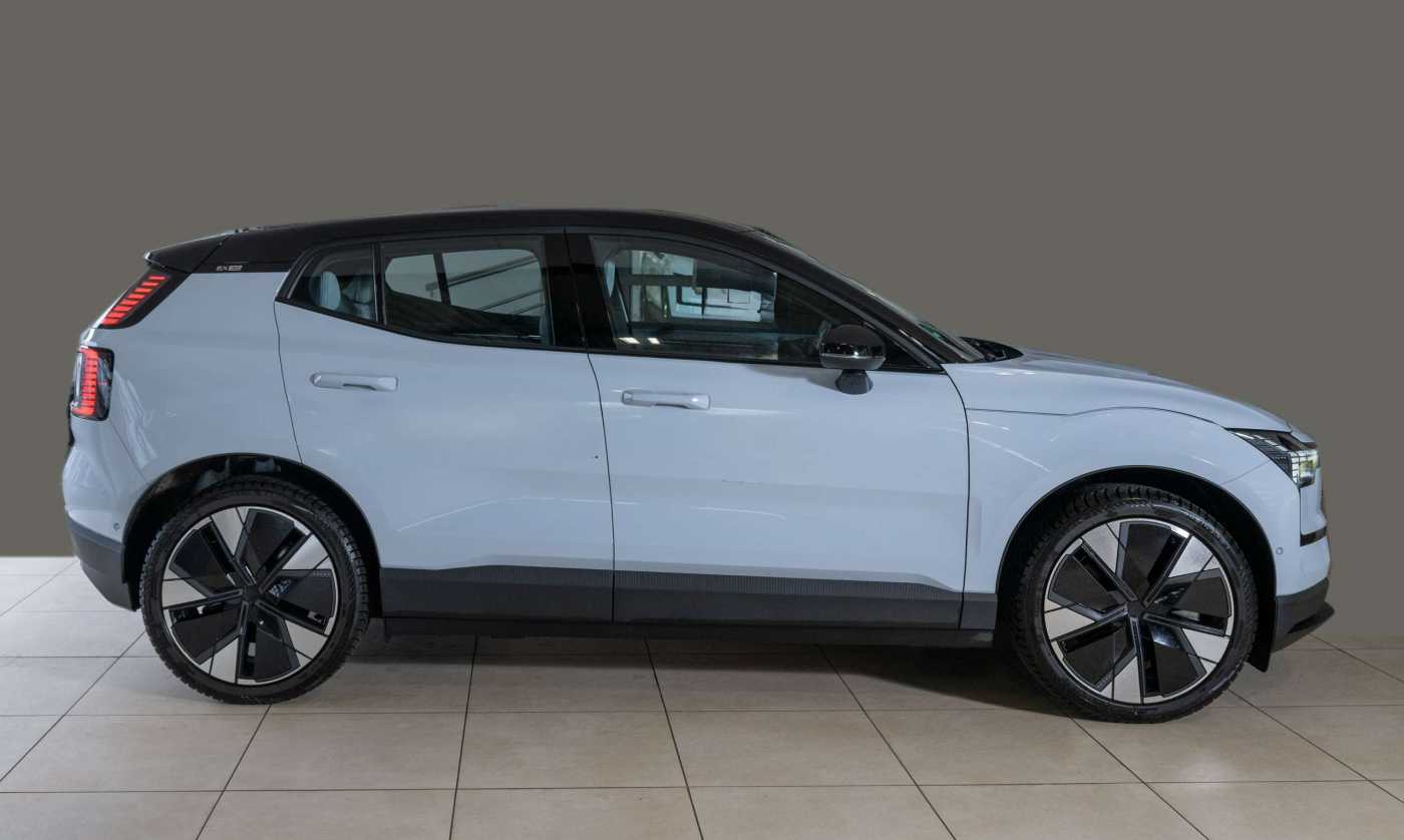 Volvo  Twin Motor Performance Ultra AWD ACC 360°Kamera