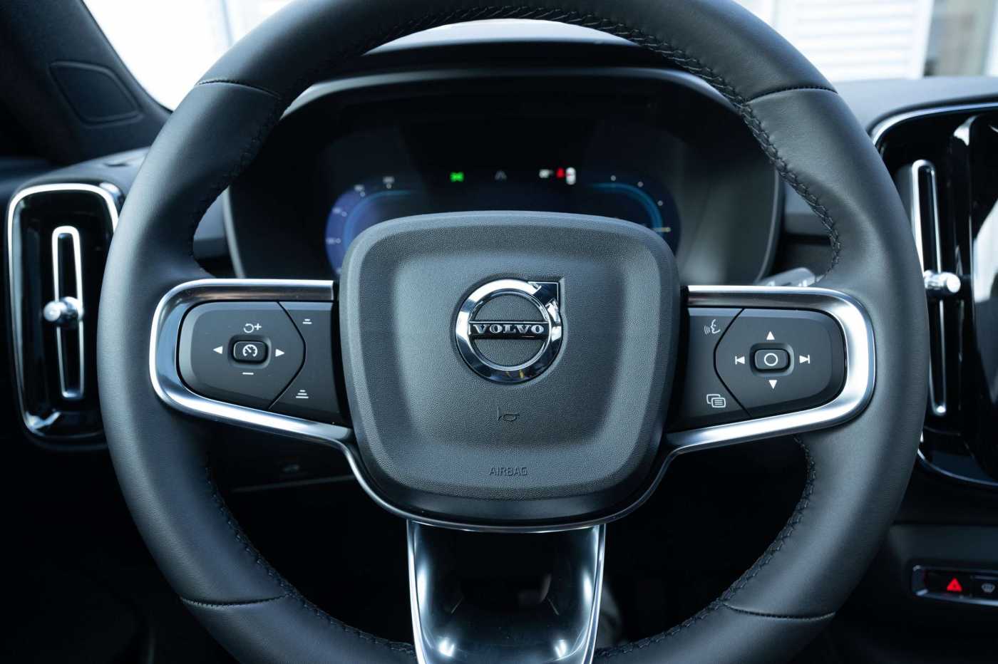 Volvo  Ultimate Recharge Electric Navi 360° Kamera ACC