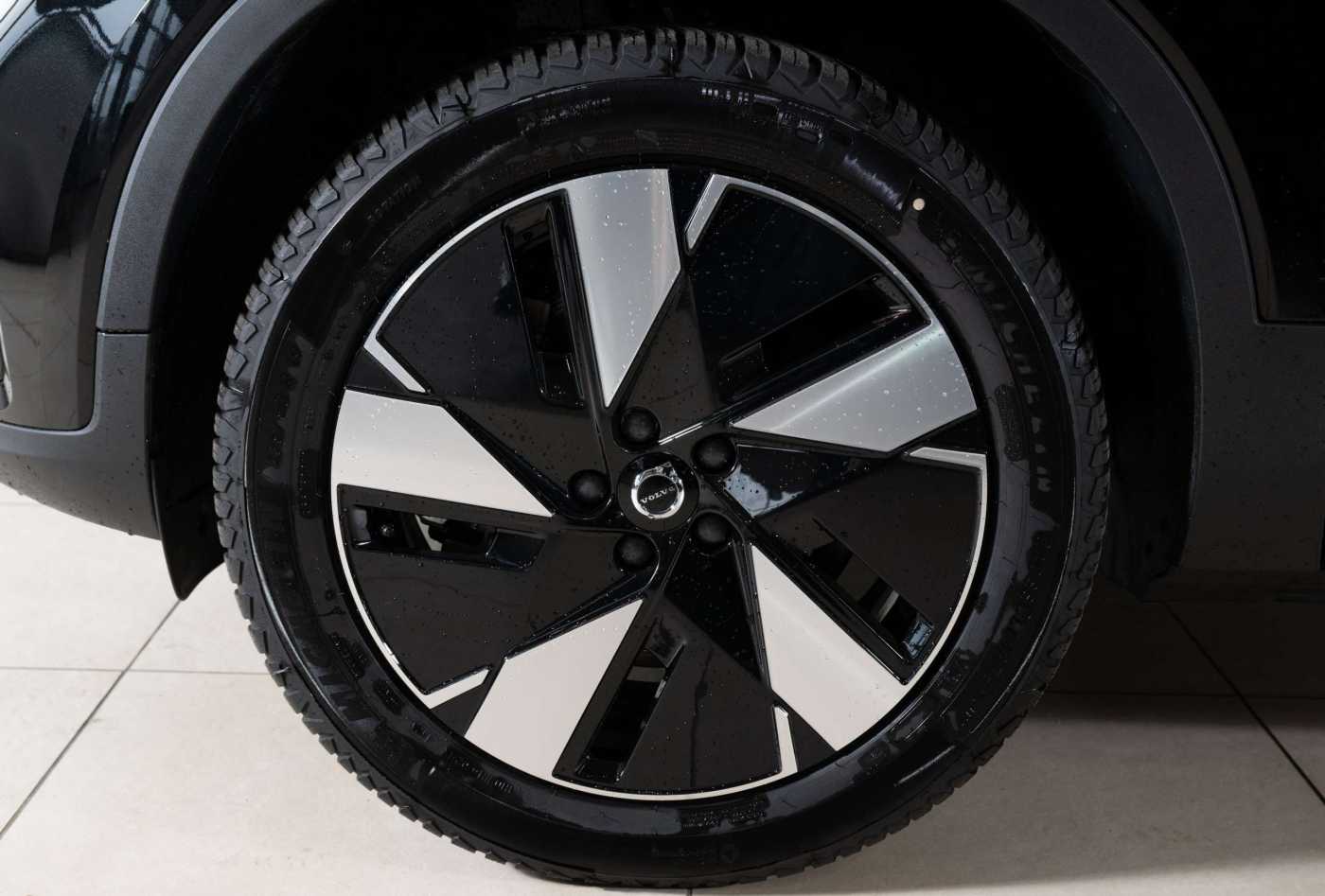 Volvo  Plus Recharge Pure Electric Single Motor Navi ACC