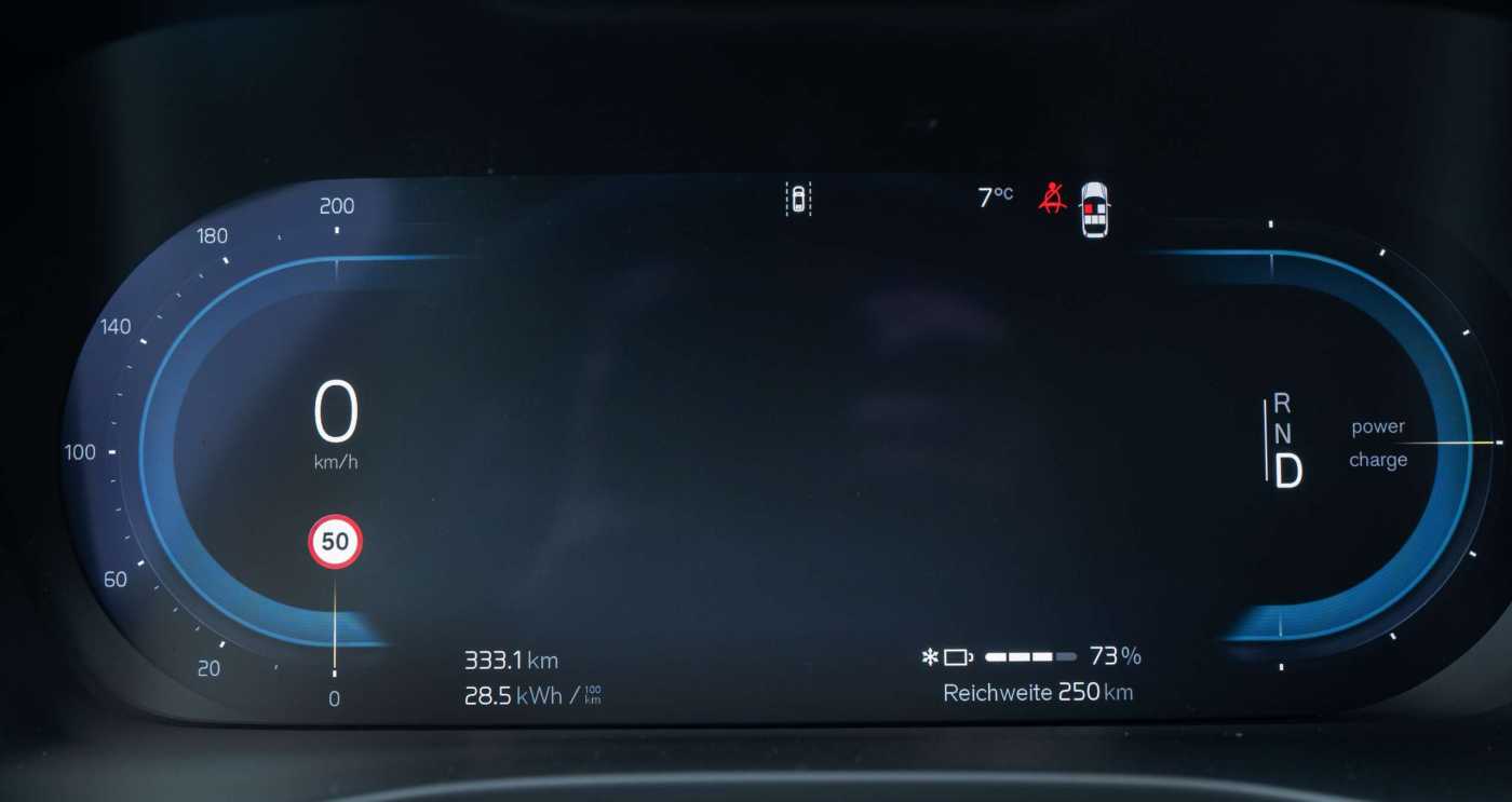 Volvo  Plus Recharge Pure Electric Single Motor Navi ACC