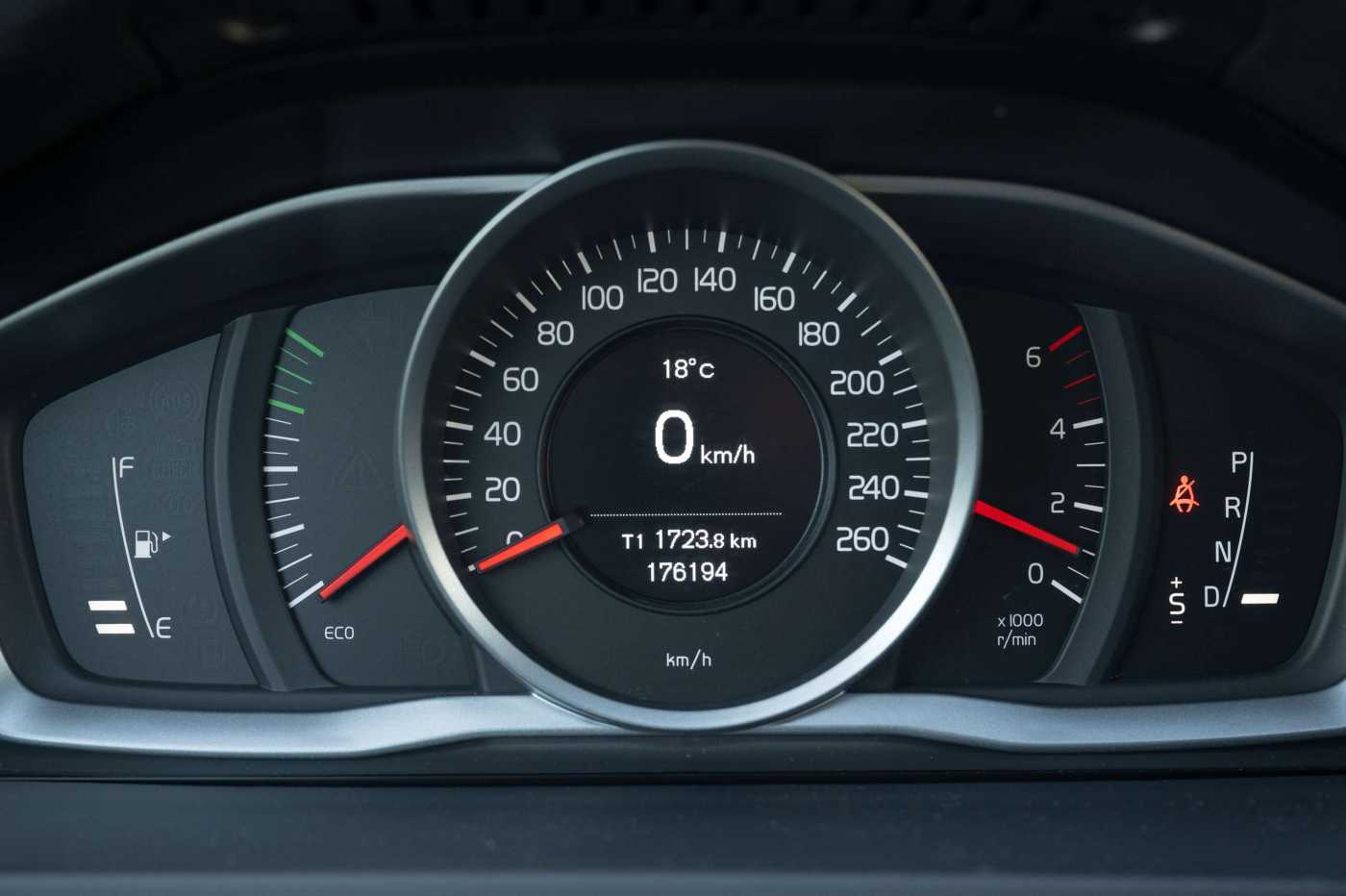 Volvo  D3 Linje Svart Navi Leder AHK Klimaautomatik