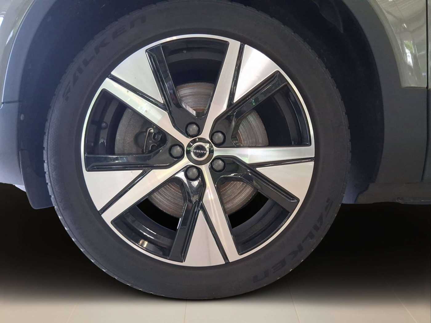 Volvo  P8 R-Design Recharge Pure Electric AWD ACC