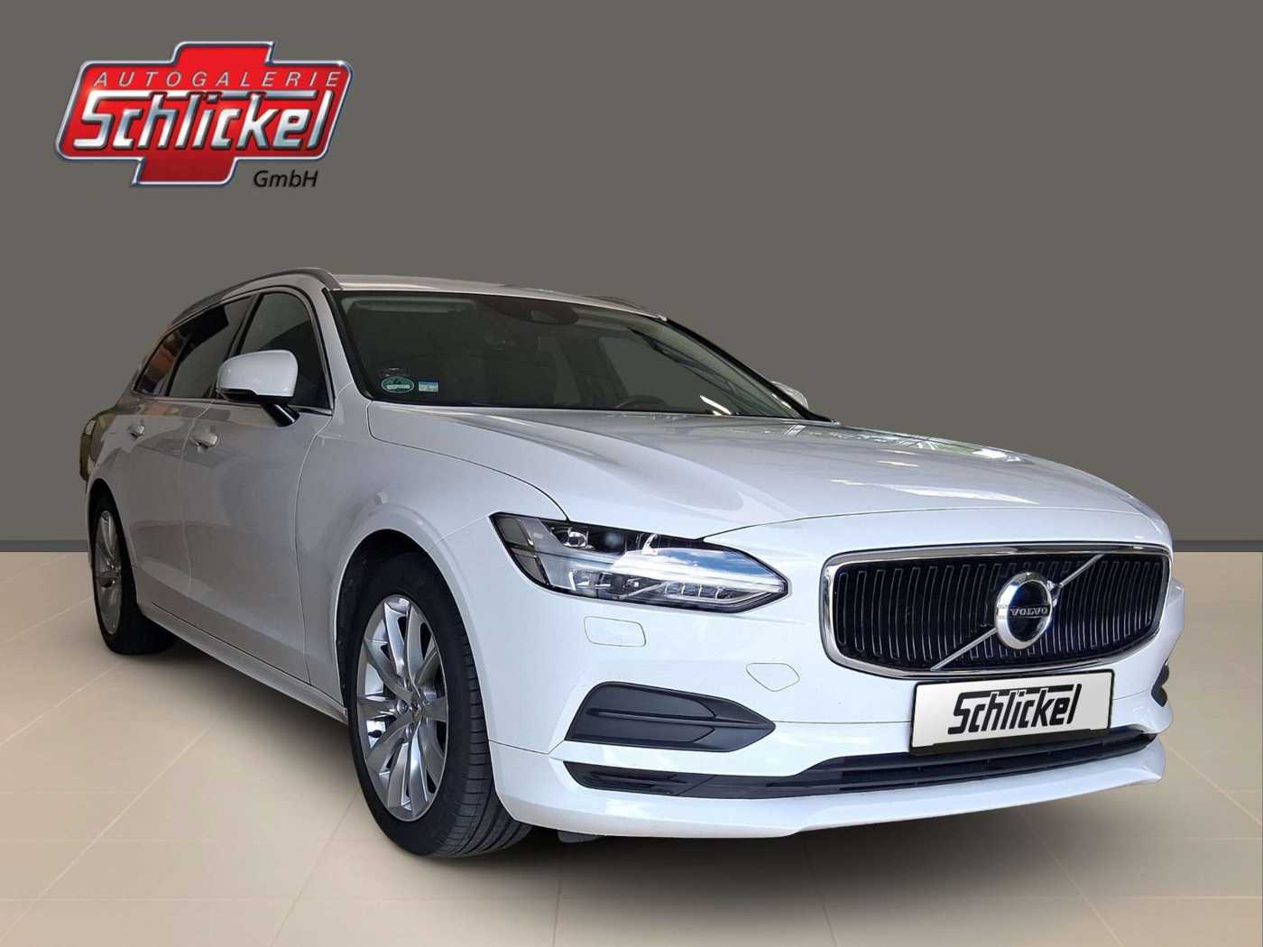 Volvo  D3 Momentum AWD Navi ACC 2-Zonen-Klimaautomatik