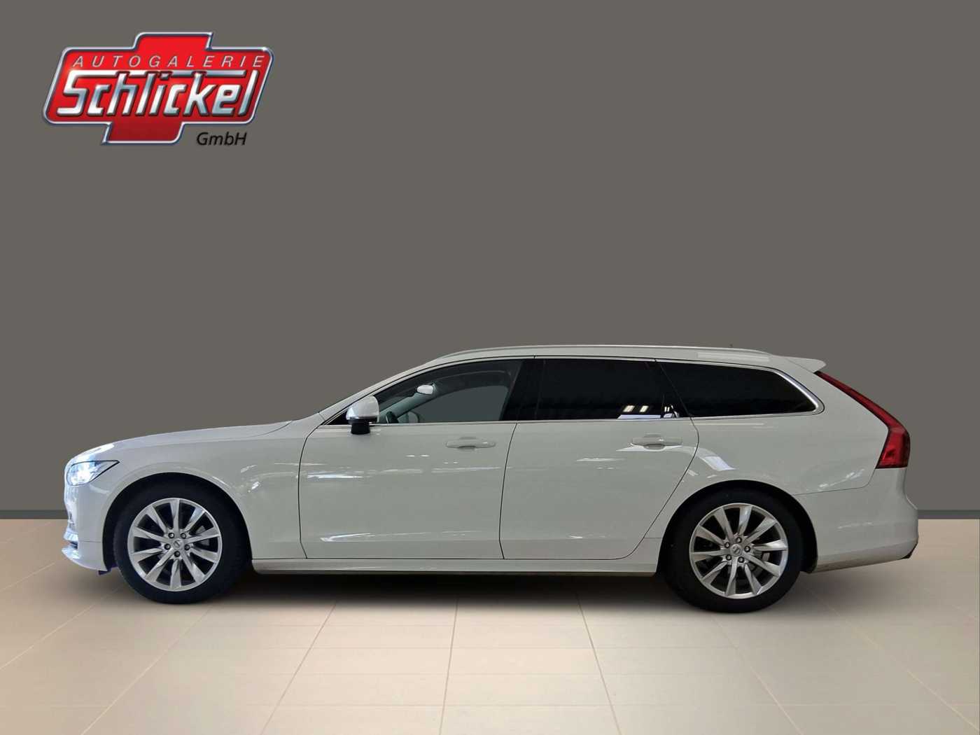 Volvo  D3 Momentum AWD Navi ACC 2-Zonen-Klimaautomatik