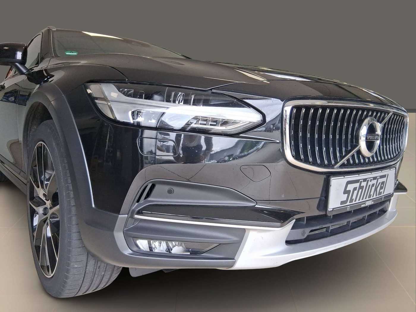 Volvo  D4 AWD Pro Navi Leder AHK ACC 2-Zonen-Klimaautoma.