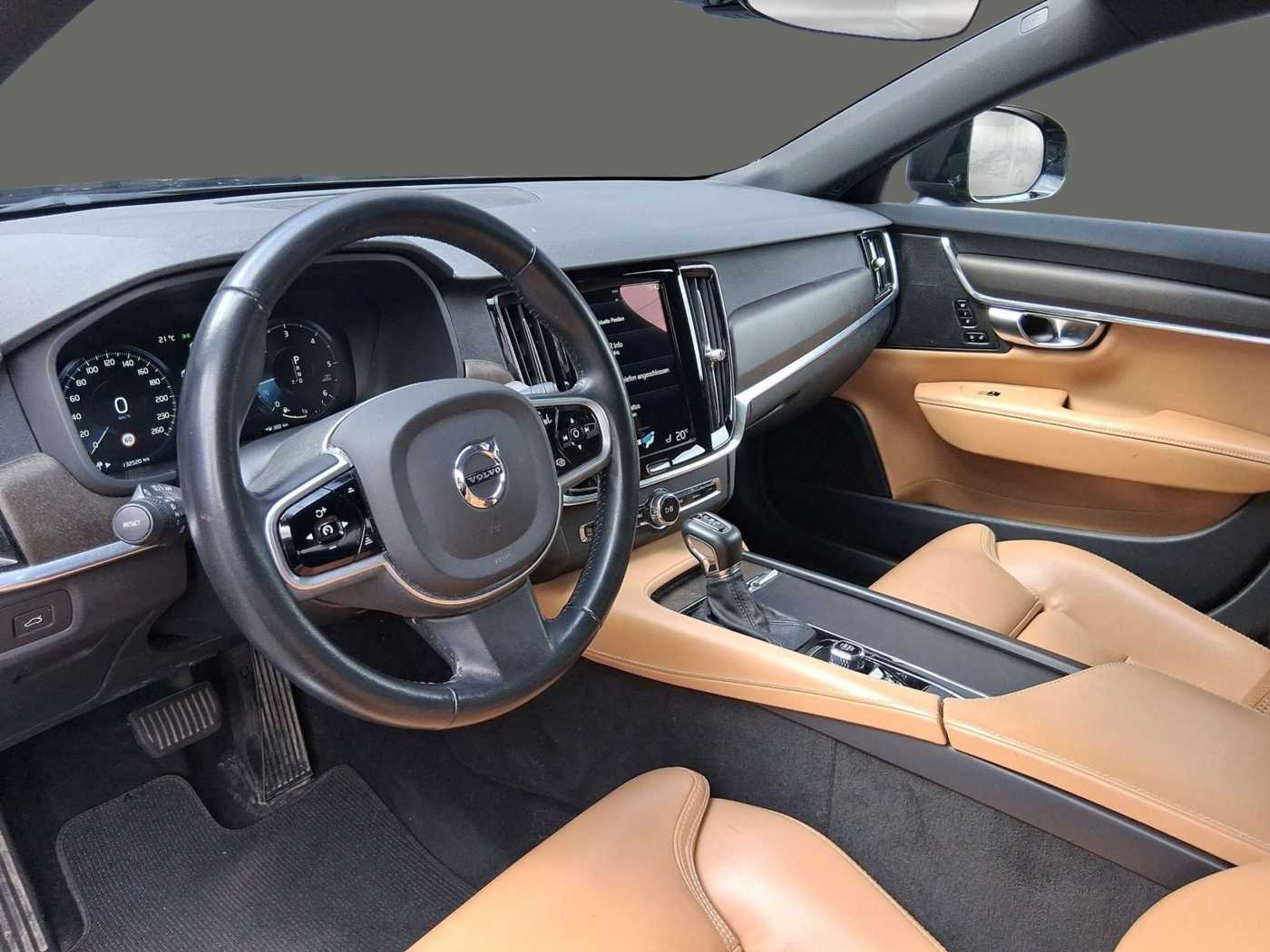 Volvo  D4 AWD Pro Navi Leder AHK ACC 2-Zonen-Klimaautoma.