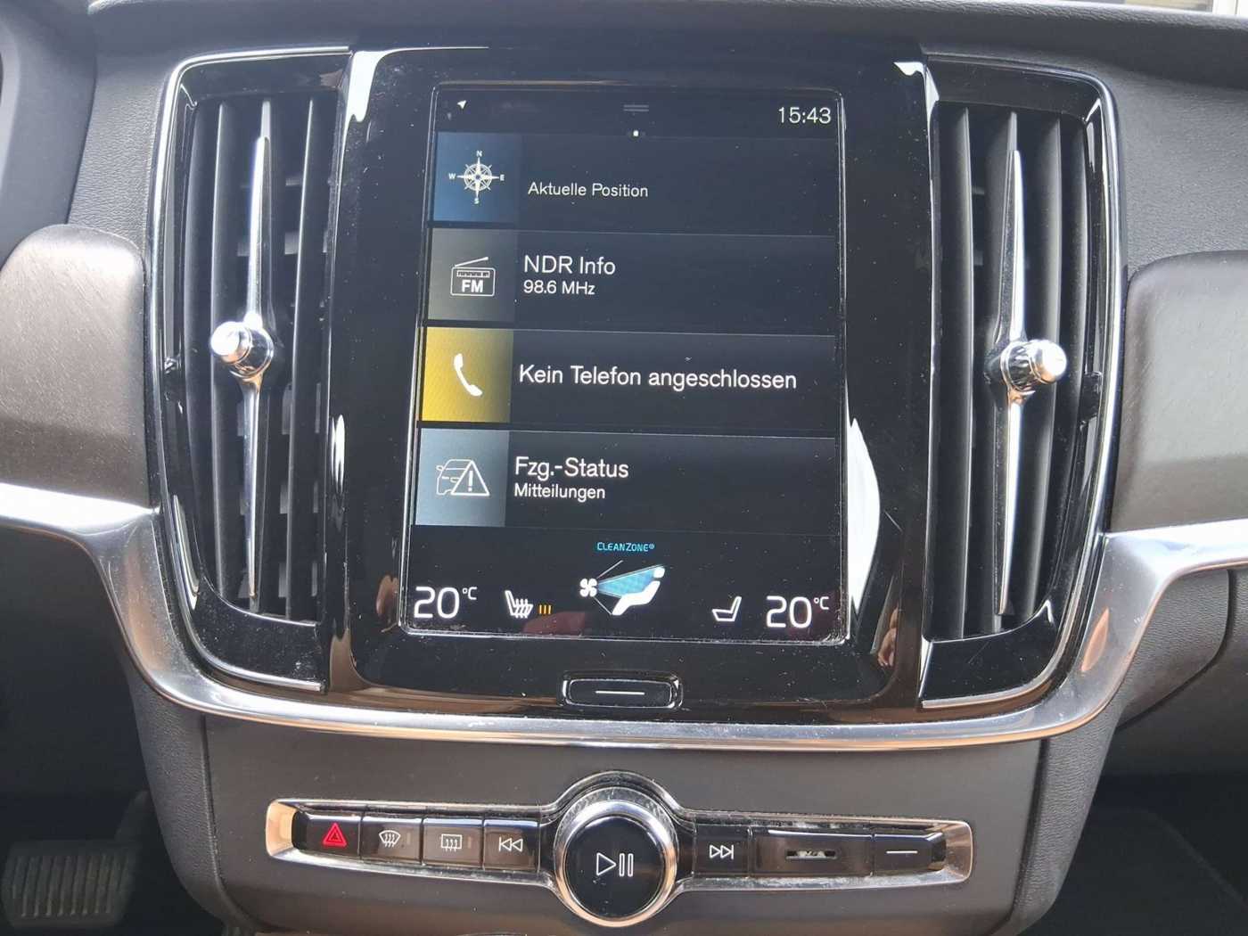 Volvo  D4 AWD Pro Navi Leder AHK ACC 2-Zonen-Klimaautoma.