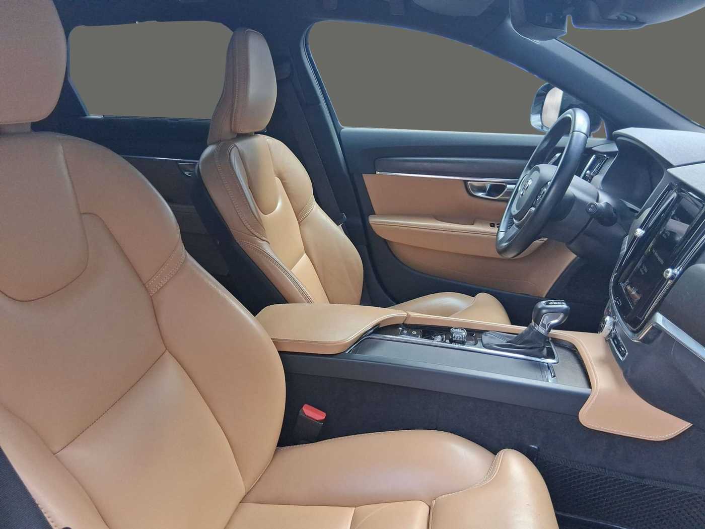 Volvo  D4 AWD Pro Navi Leder AHK ACC 2-Zonen-Klimaautoma.