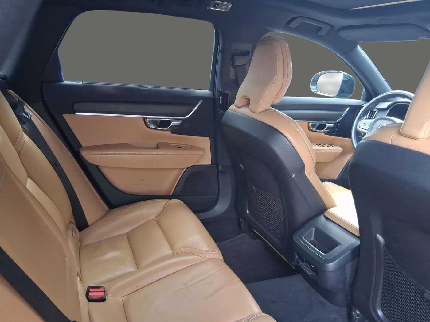 Volvo  D4 AWD Pro Navi Leder AHK ACC 2-Zonen-Klimaautoma.