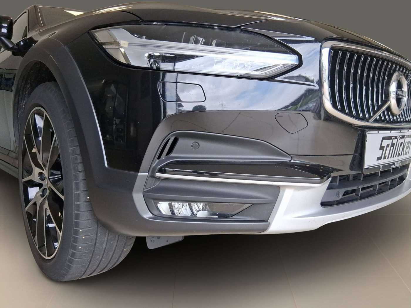 Volvo  D4 Pro AWD Navi Leder Met. 2-Zonen-Klimaautoma.