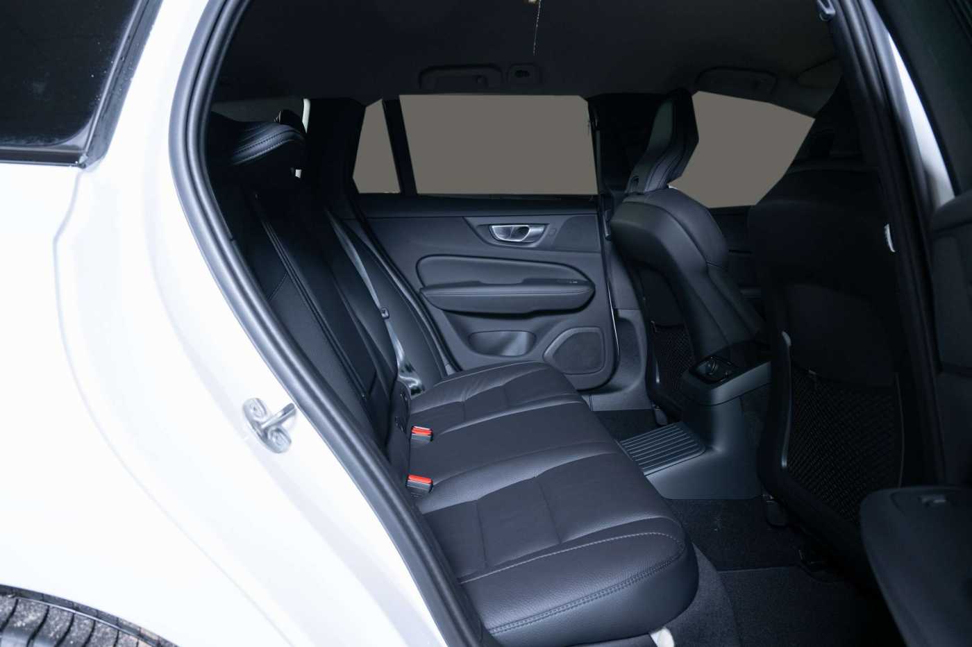 Volvo  T6 Plus Dark Business-Paket ACC Plug-In Hybrid AWD