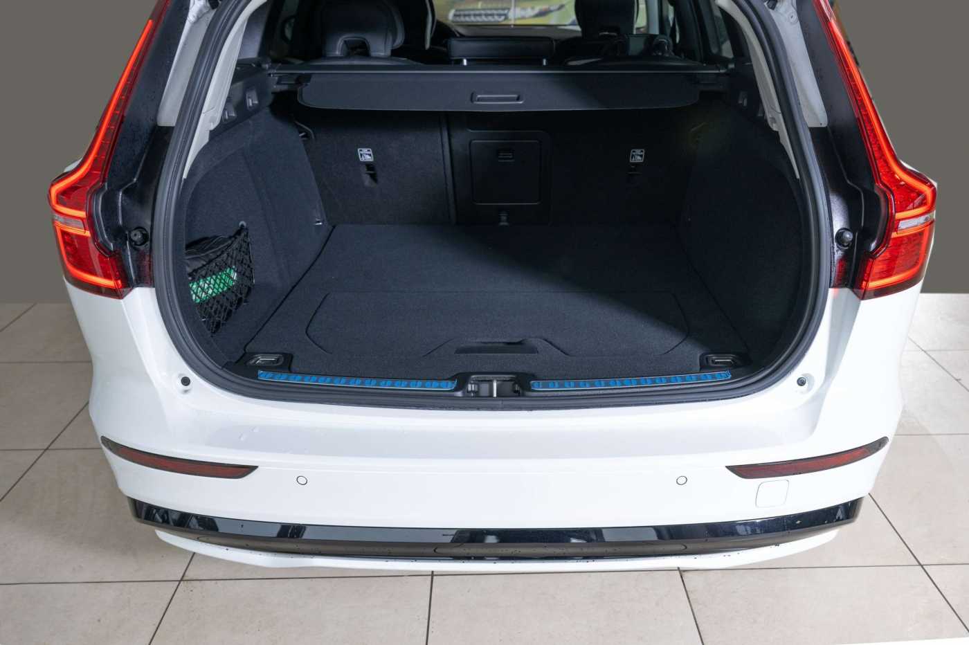 Volvo  T6 Plus Dark Business-Paket ACC Plug-In Hybrid AWD