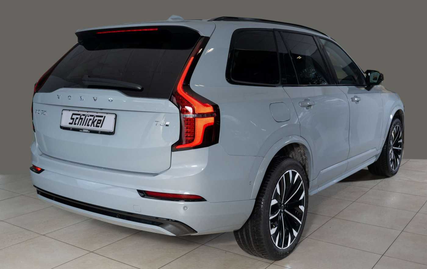 Volvo  T8 Plus Dark Recharge Plug-In Hybrid AWD