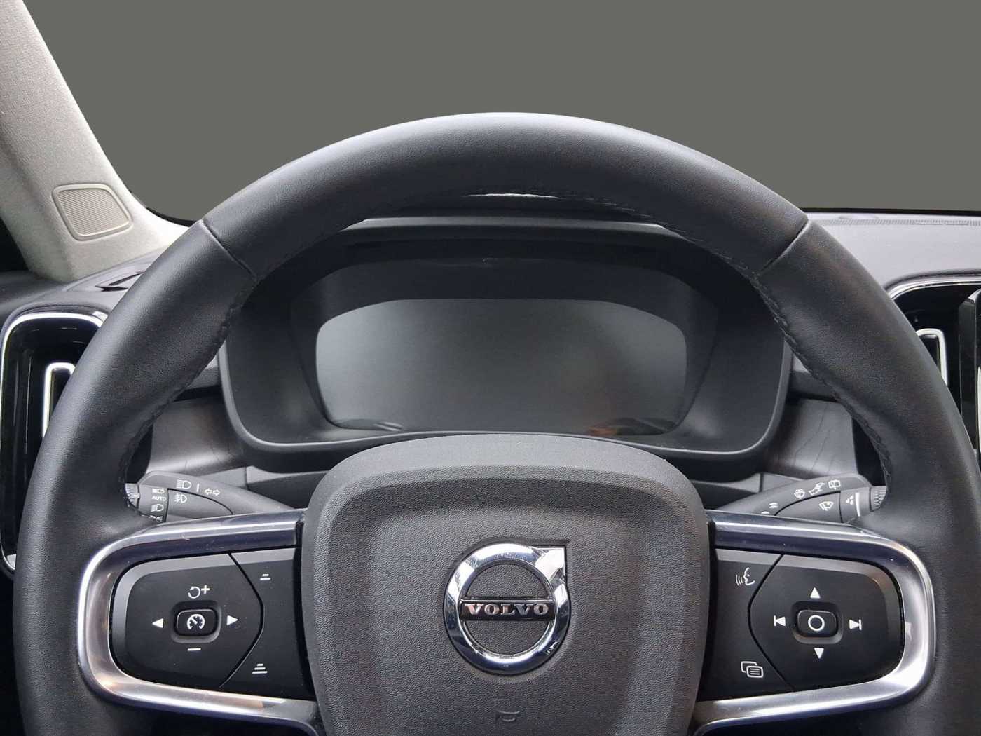 Volvo  T5 Ultimate Dark Recharge Plug-In Hybrid ACC