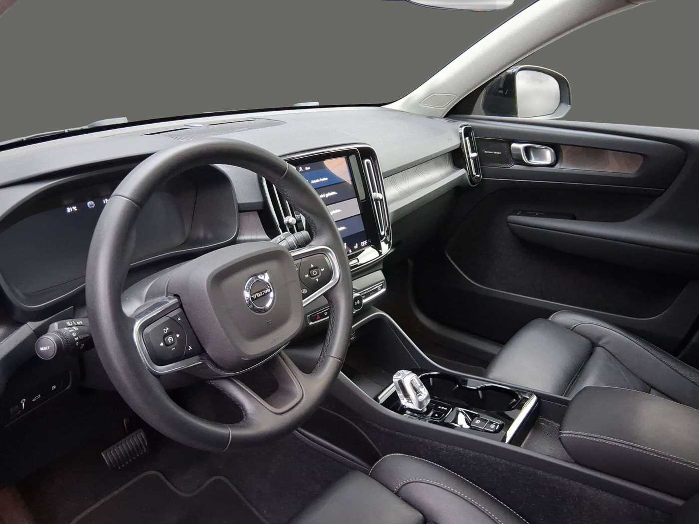 Volvo  T5 Ultimate Dark Recharge Plug-In Hybrid ACC