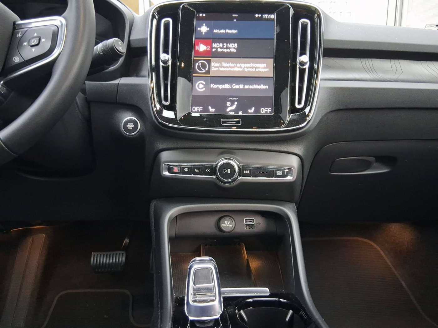 Volvo  T5 Ultimate Dark Recharge Plug-In Hybrid ACC