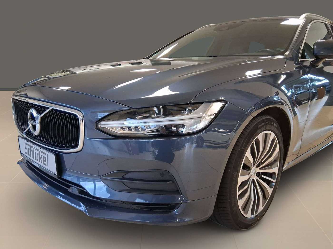 Volvo  D4 Momentum Pro Navi Leder ACC Kamera AHK Met.