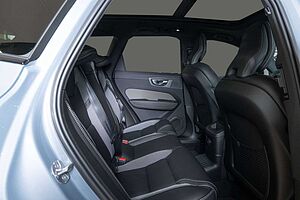 Volvo  T6 AWD Plug-in Hybrid Plus Dark Recharge  ACC