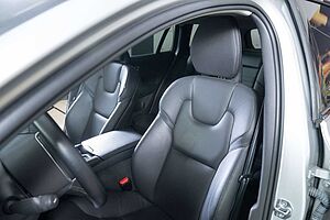 Volvo  T6 R Design Expression Recharge Plug-In Hybrid AWD